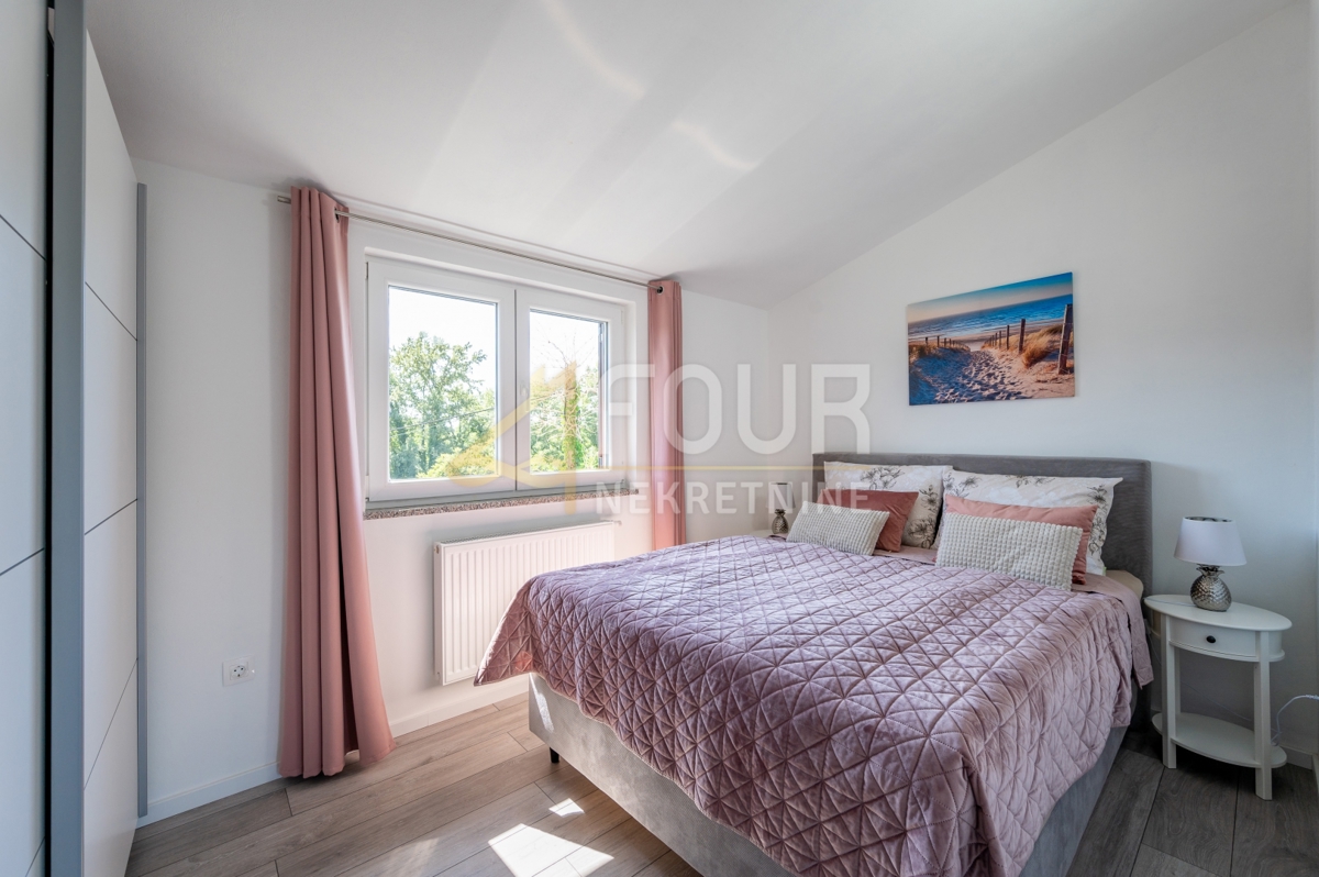 Hiša Nova Vas, Poreč, 355,66m2