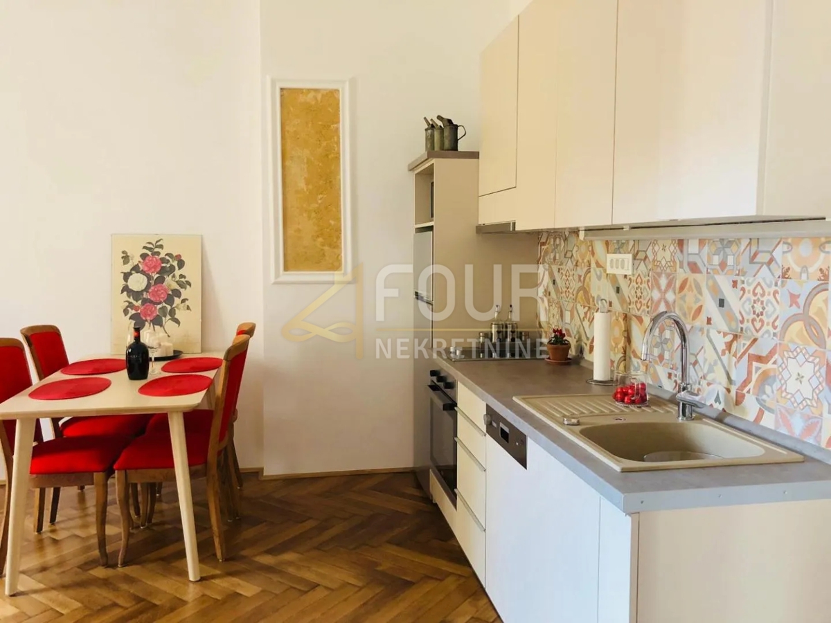 Stanovanje Opatija - Centar, Opatija, 107,08m2