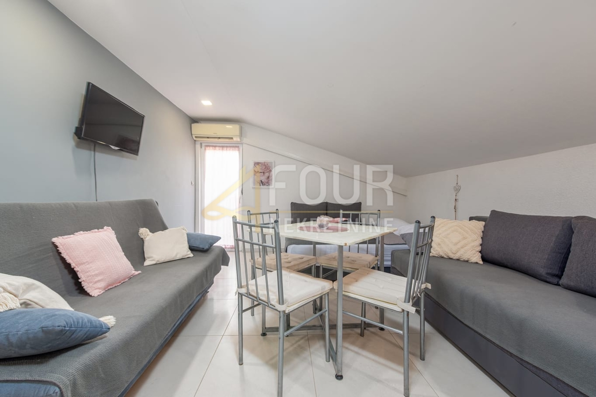 Stanovanje Cesarica, Karlobag, 24,52m2