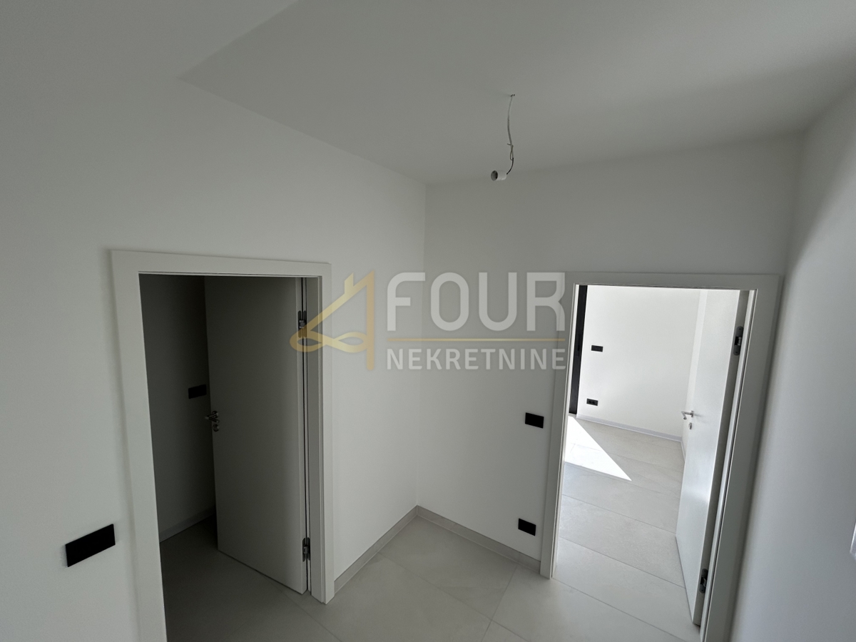 Stanovanje Poreč, 200m2