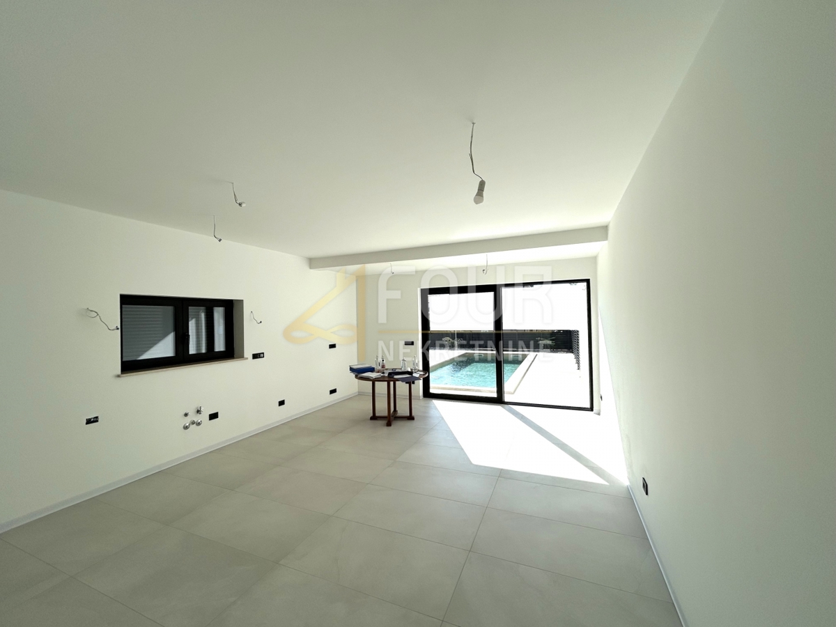 Stanovanje Poreč, 200m2
