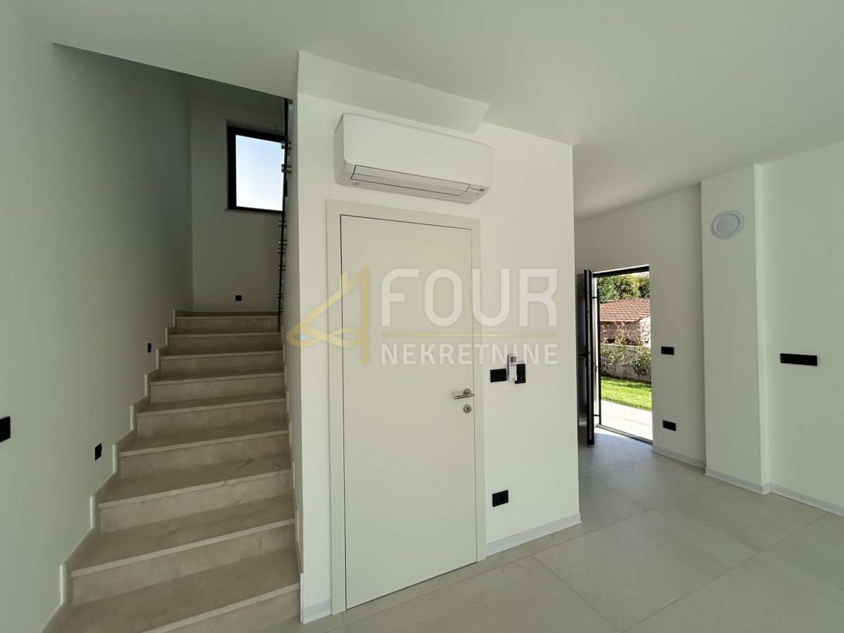 Stanovanje Poreč, 200m2