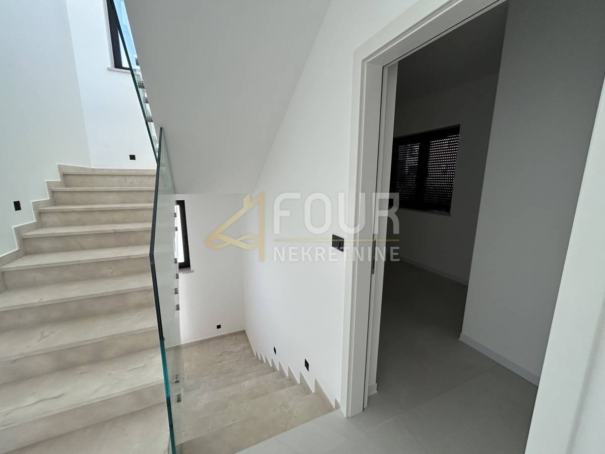 Stanovanje Poreč, 200m2