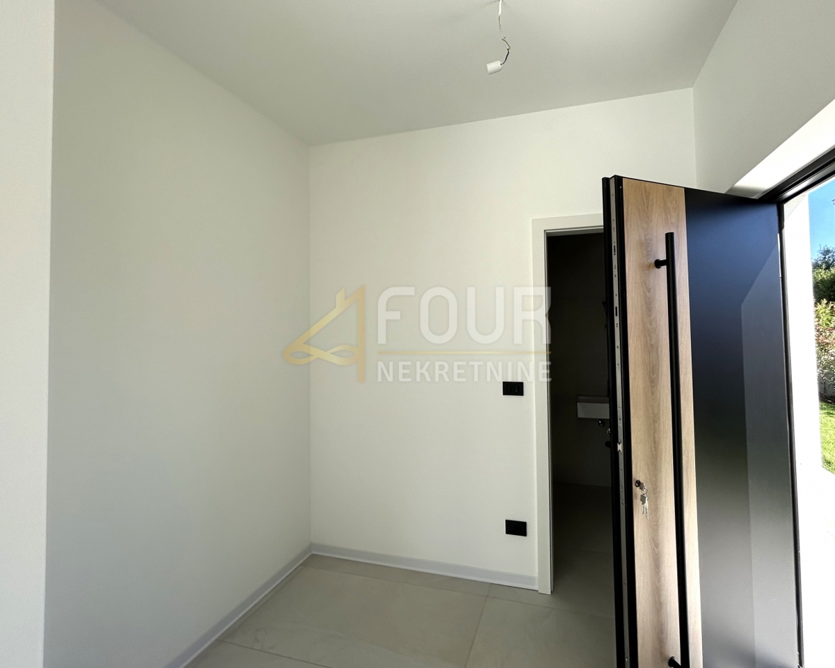 Stanovanje Poreč, 200m2