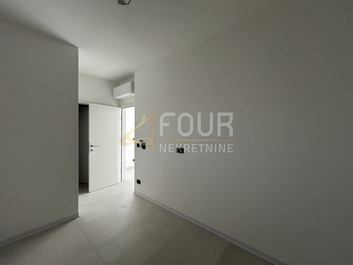 Stanovanje Poreč, 200m2