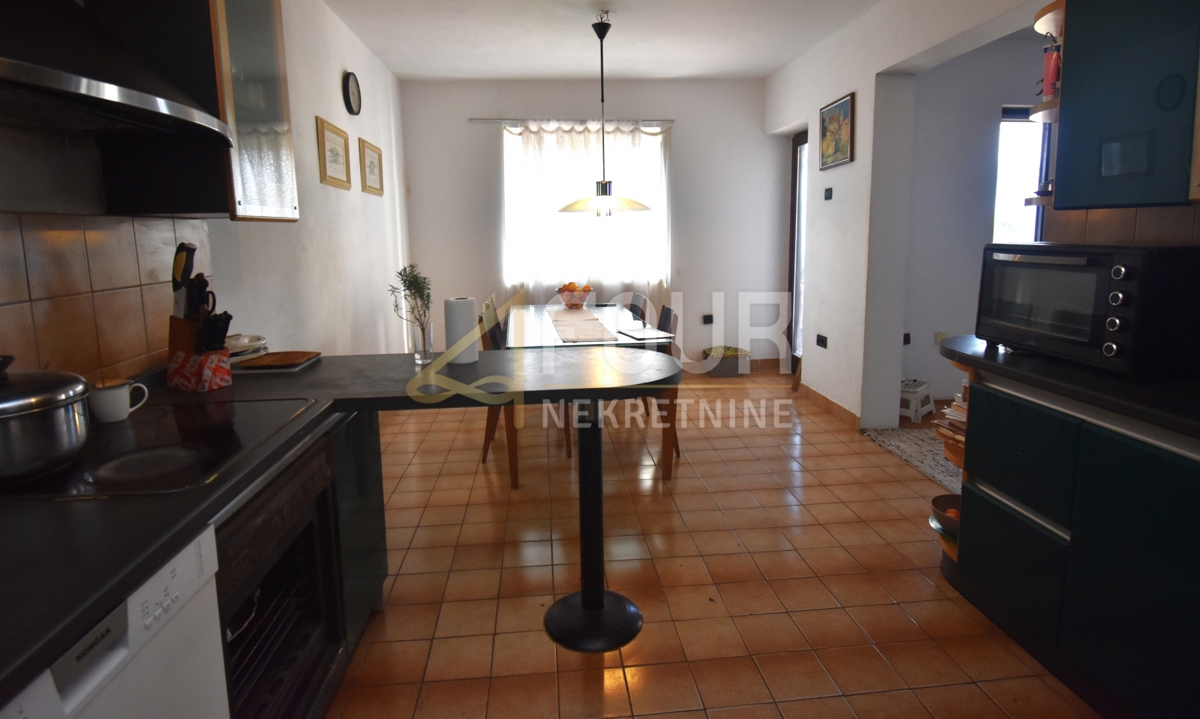 Stanovanje Marčeljeva Draga, Rijeka, 121,98m2