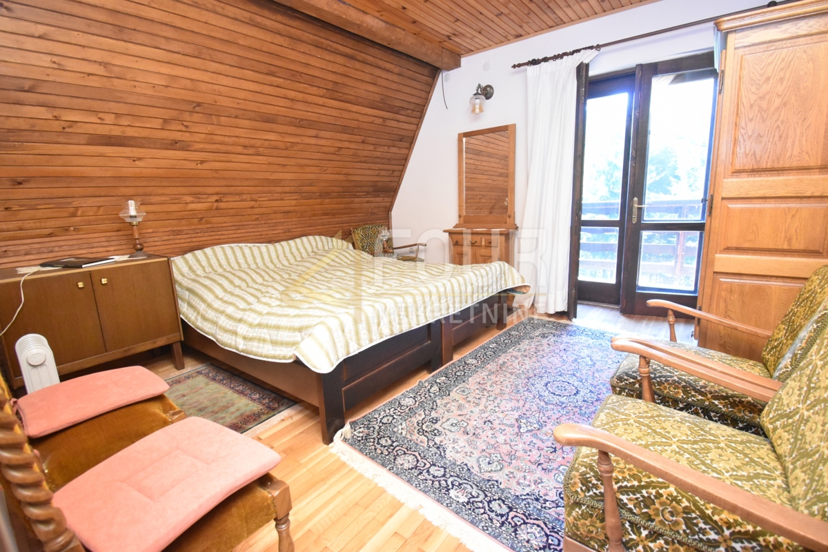 Hiša Tršće, Čabar, 250m2