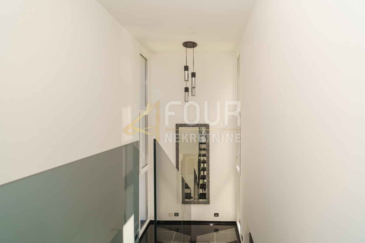 Hiša Bribir, Vinodolska Općina, 109m2