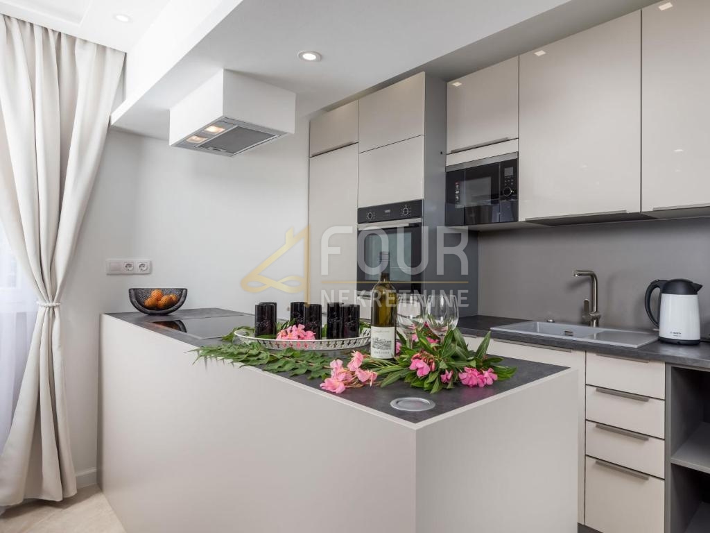 Hiša Jadranovo, Crikvenica, 175m2