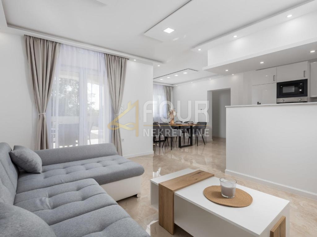 Hiša Jadranovo, Crikvenica, 175m2