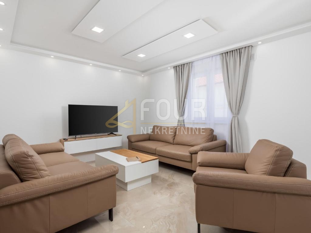 Hiša Jadranovo, Crikvenica, 175m2