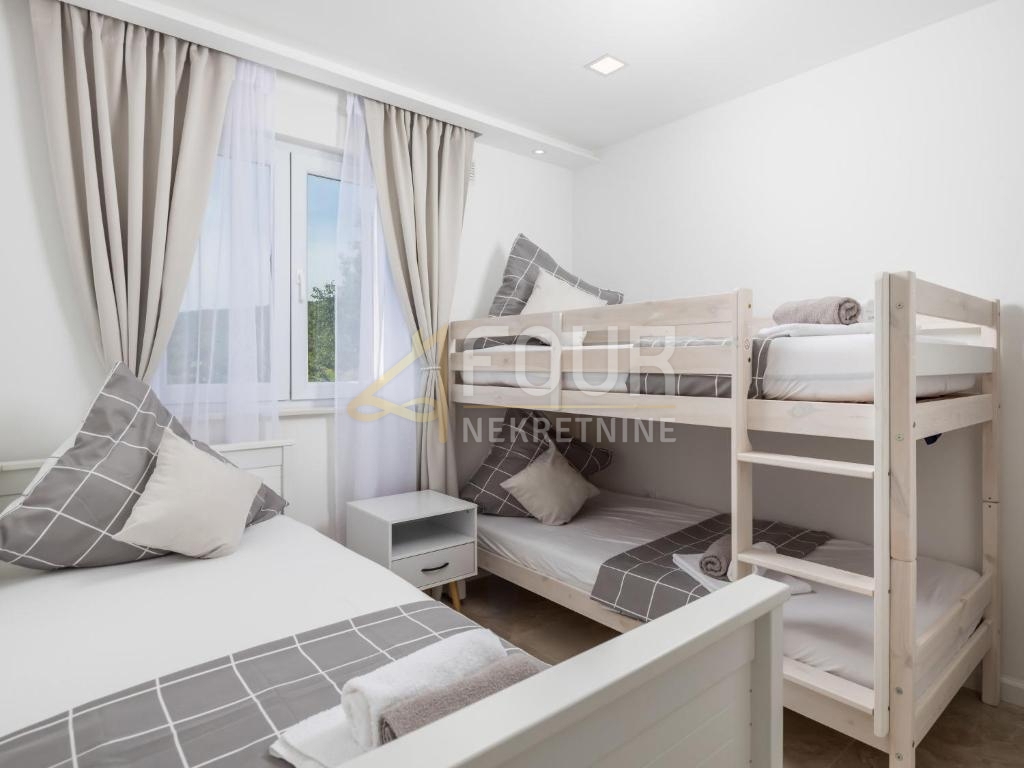 Hiša Jadranovo, Crikvenica, 175m2