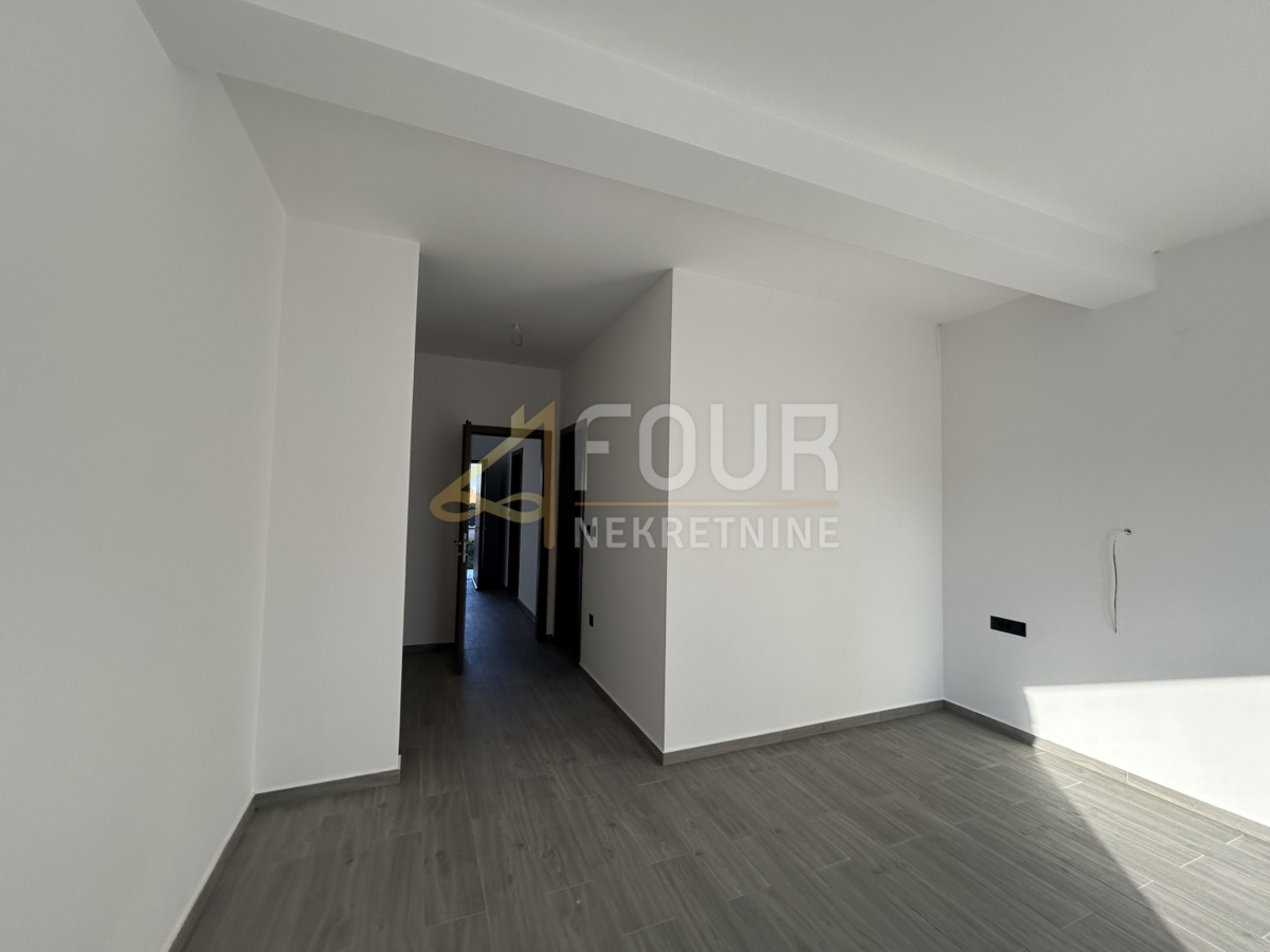 Hiša Tar, Tar-Vabriga, 242m2