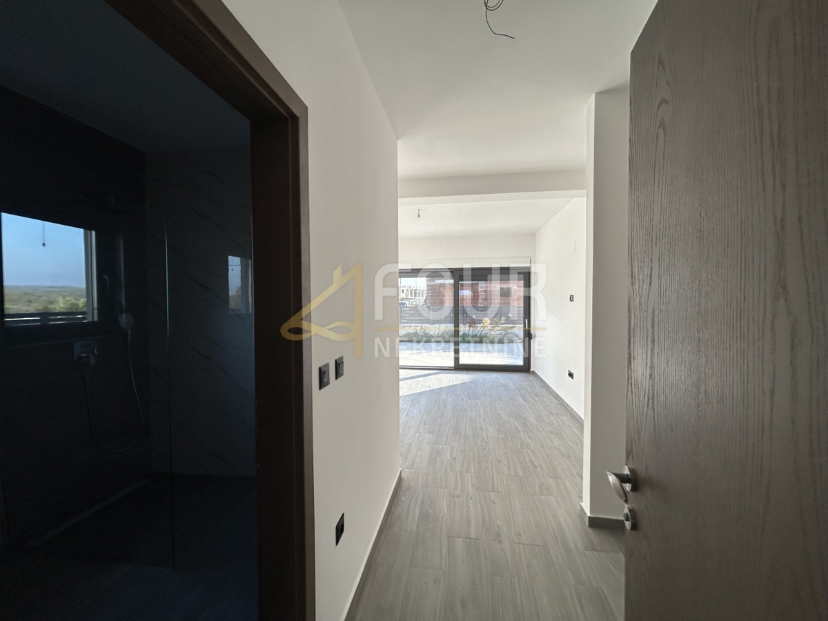 Hiša Tar, Tar-Vabriga, 242m2