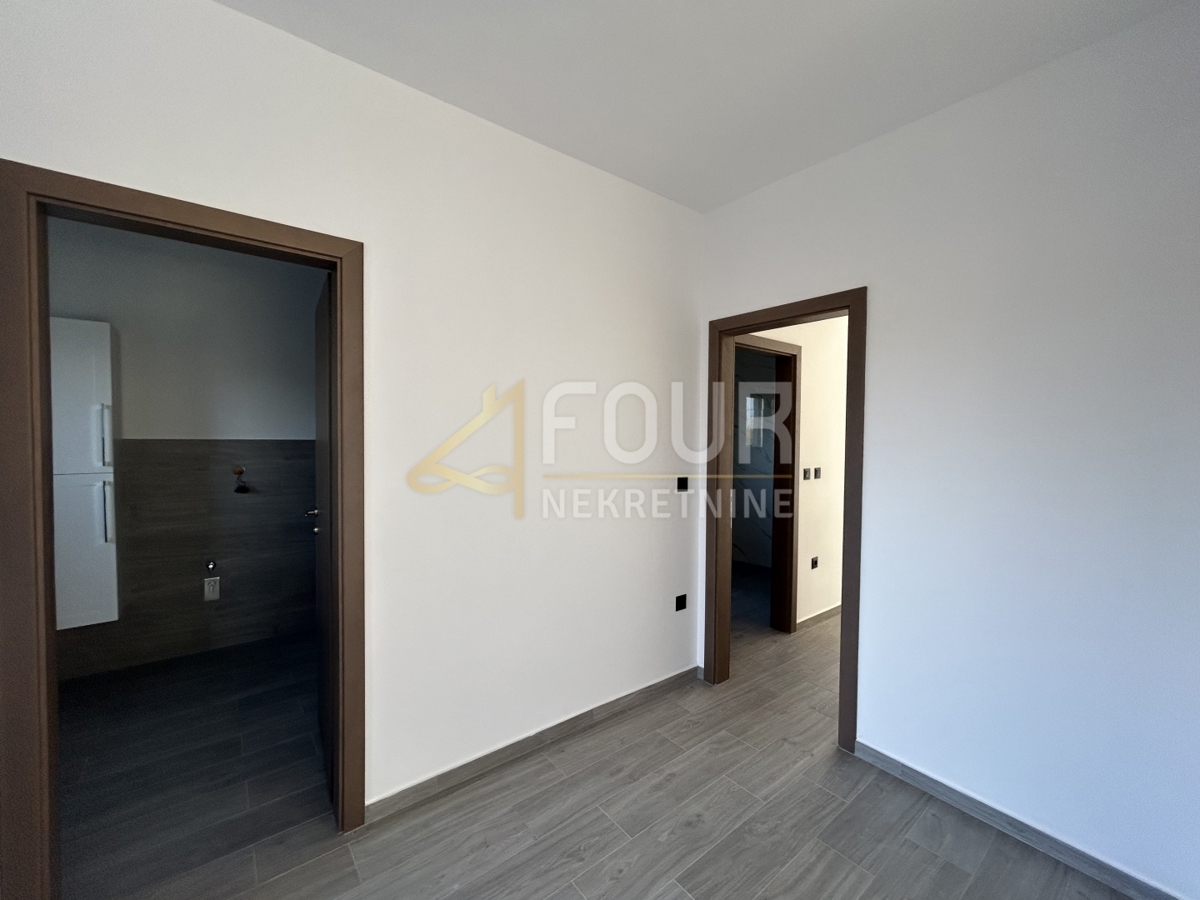 Hiša Tar, Tar-Vabriga, 242m2