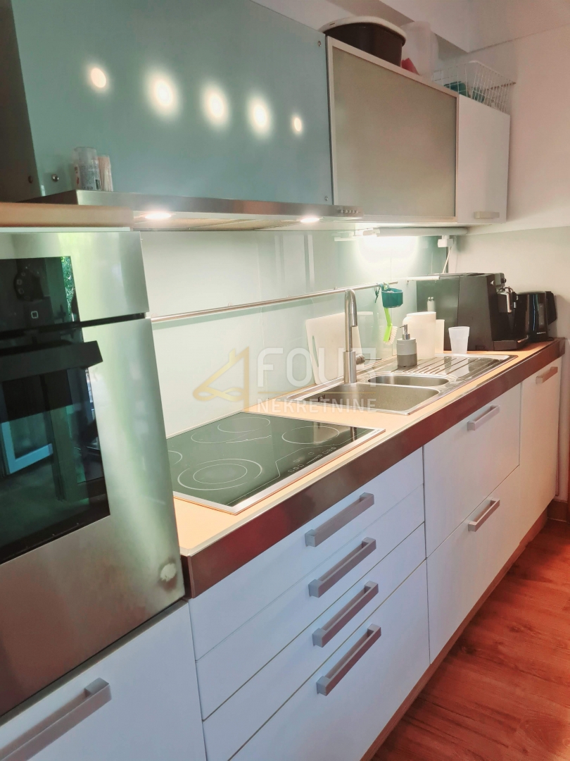 Stanovanje Mošćenička Draga, 84,36m2