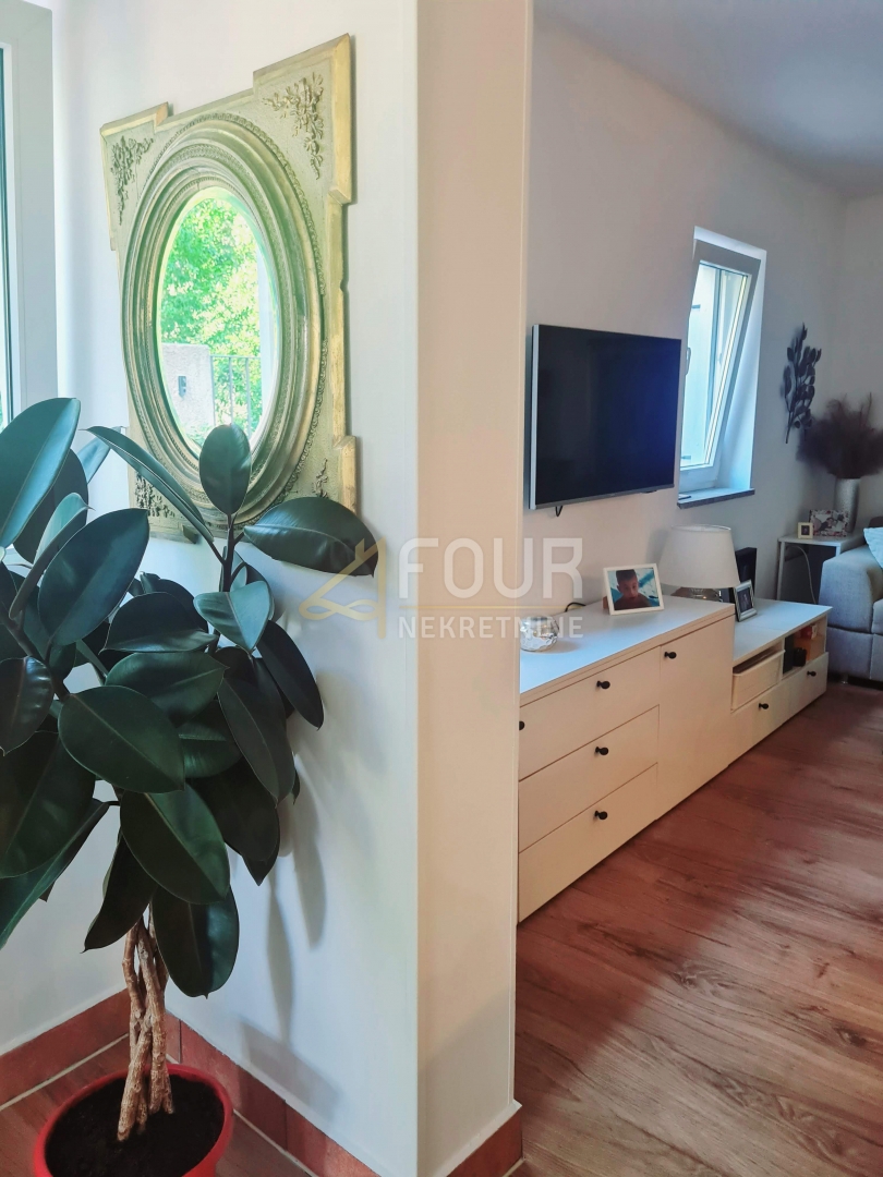 Stanovanje Mošćenička Draga, 84,36m2