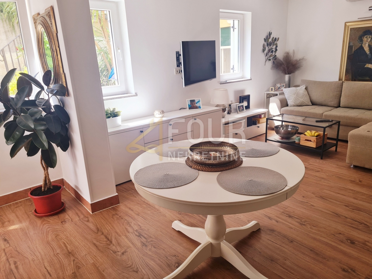 Stanovanje Mošćenička Draga, 84,36m2