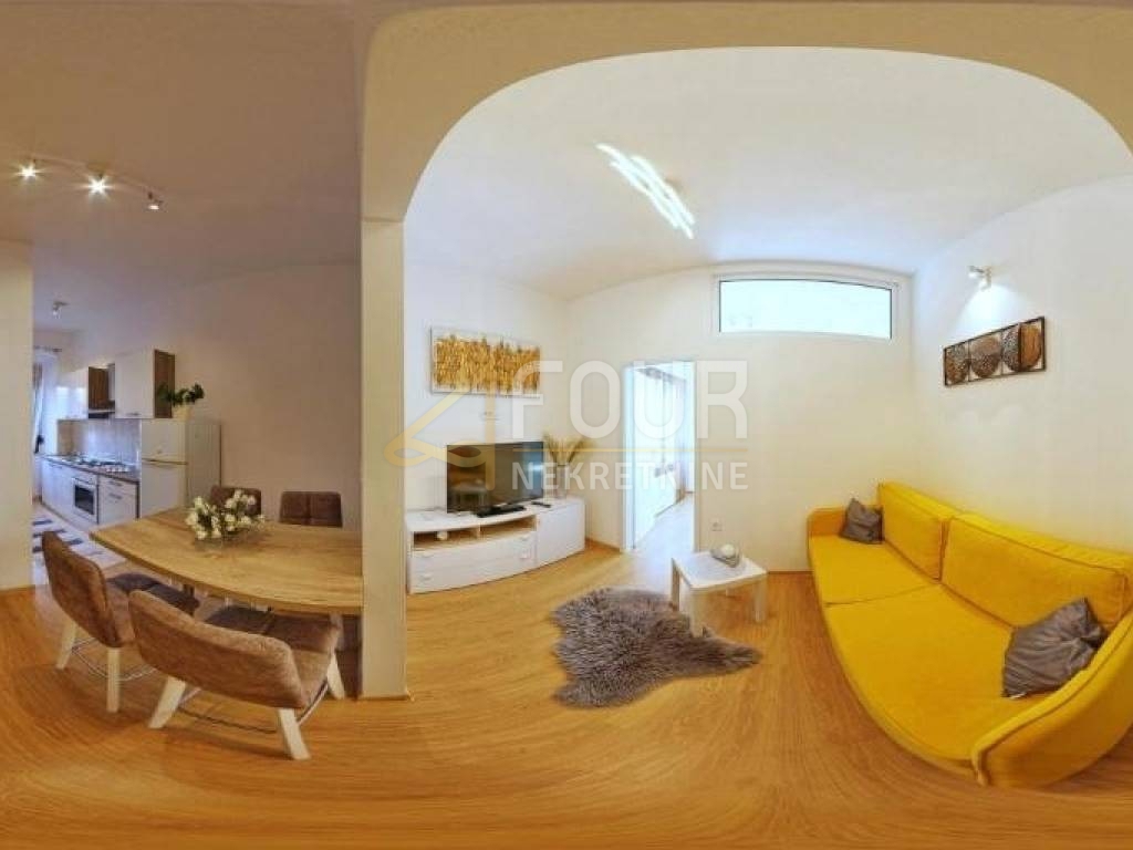 Stanovanje Centar, Pula