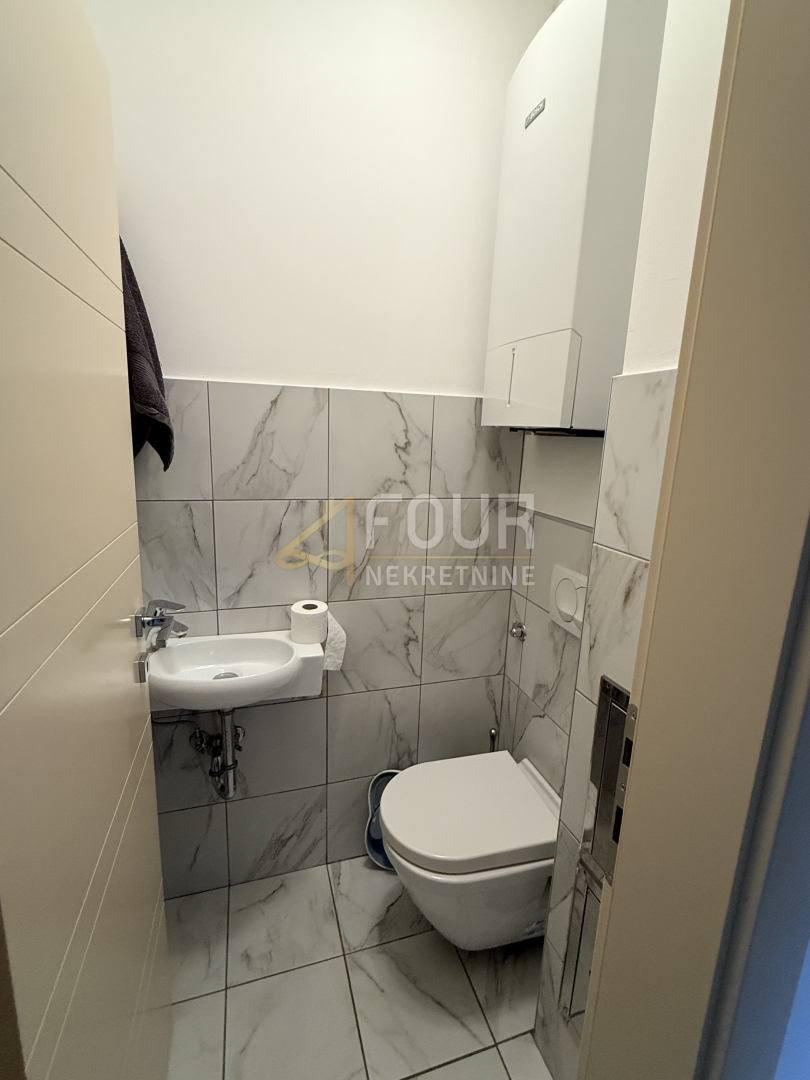 Kastav, Rešetari, 3 spalnice + dnevna soba, 99,77m2, dvorišče