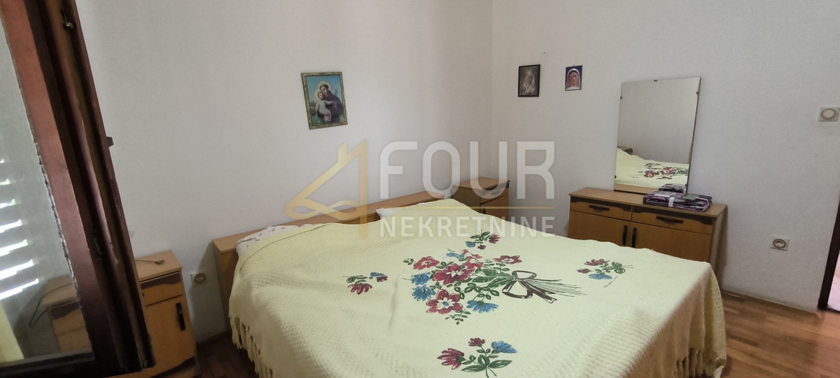 Hiša Juradi, Buzet, 176m2