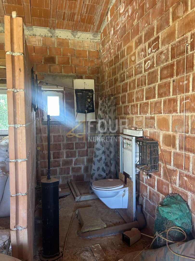 Istra, Marčana - okolica, samostojna hiša 50m2