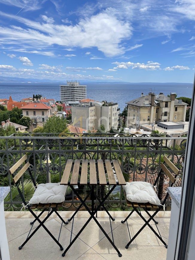 Stanovanje Opatija - Centar, Opatija, 205,88m2