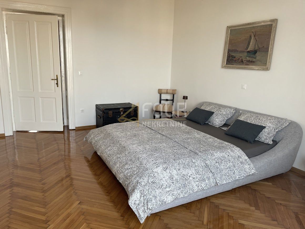 Stanovanje Opatija - Centar, Opatija, 205,88m2
