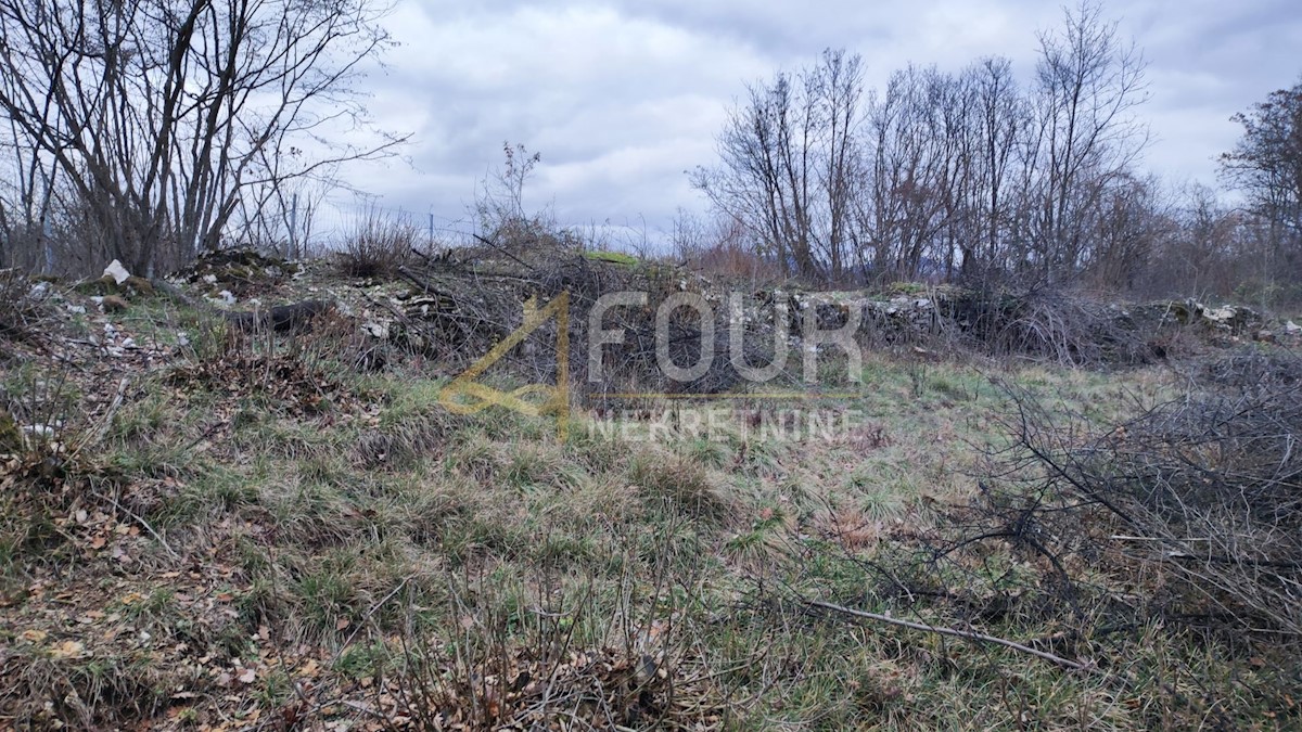 Zemljišče Viškovo, 2.731m2