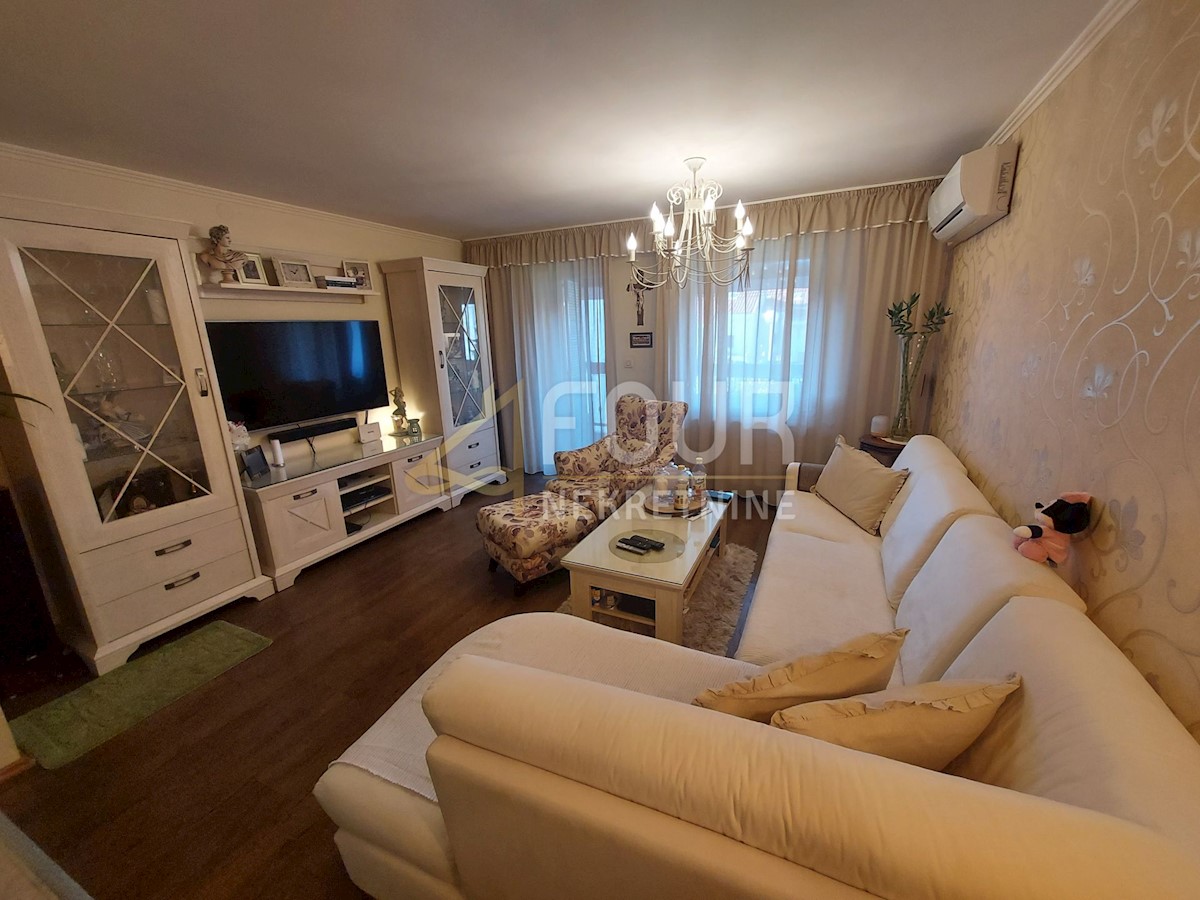 Hiša Drenova, Rijeka, 155m2