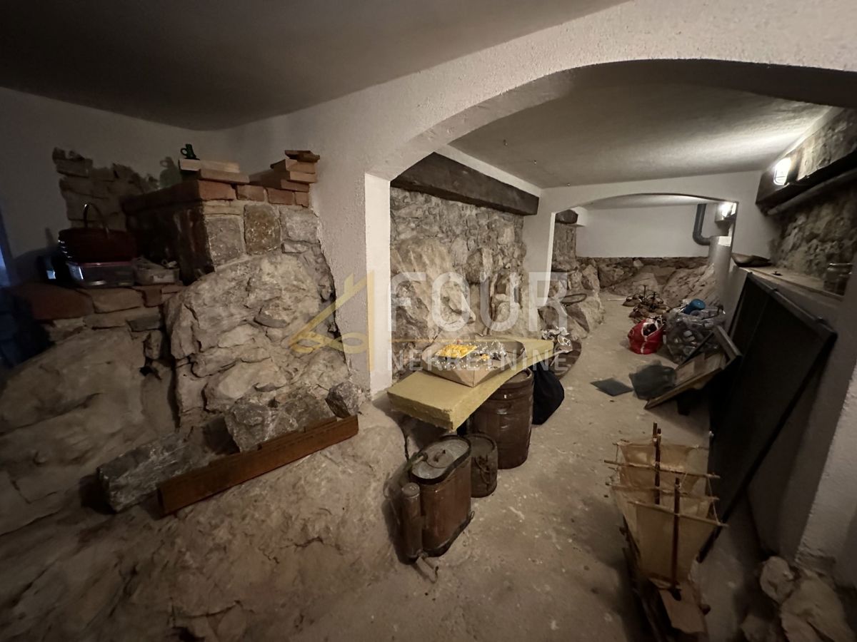 Hiša Poljane, Opatija - Okolica, 511m2