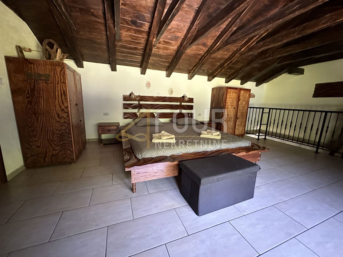 Hiša Poljane, Opatija - Okolica, 511m2