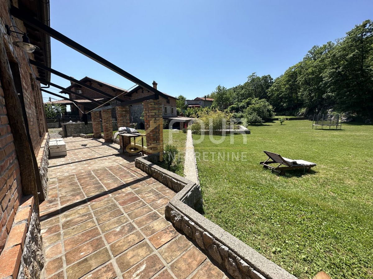 Hiša Poljane, Opatija - Okolica, 511m2