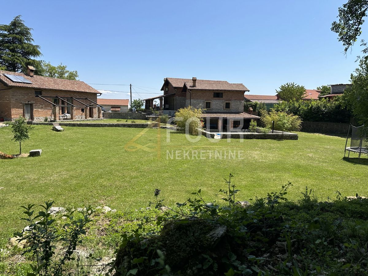 Hiša Poljane, Opatija - Okolica, 511m2