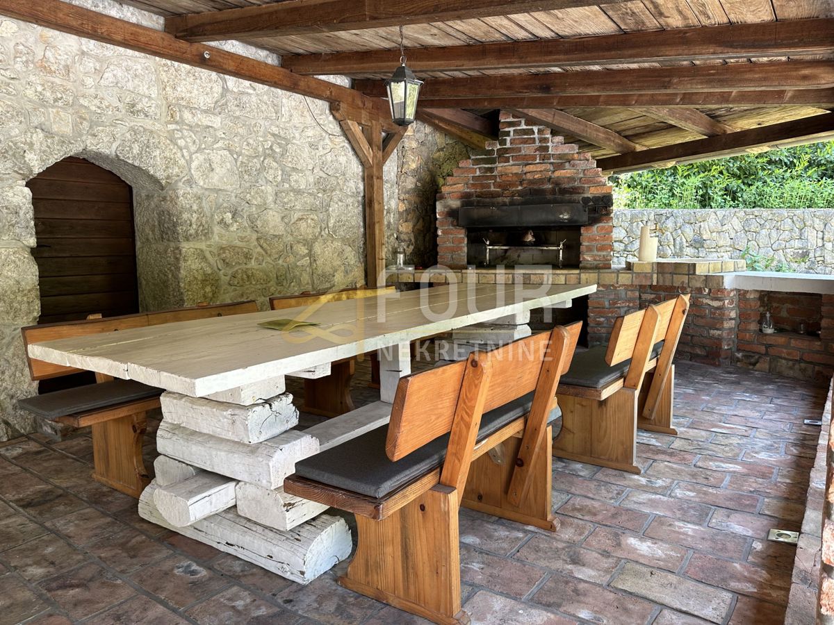 Hiša Poljane, Opatija - Okolica, 511m2
