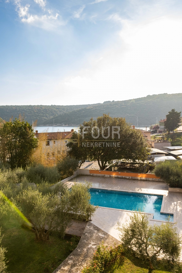 Hotel Centar, Pula, 1.600m2