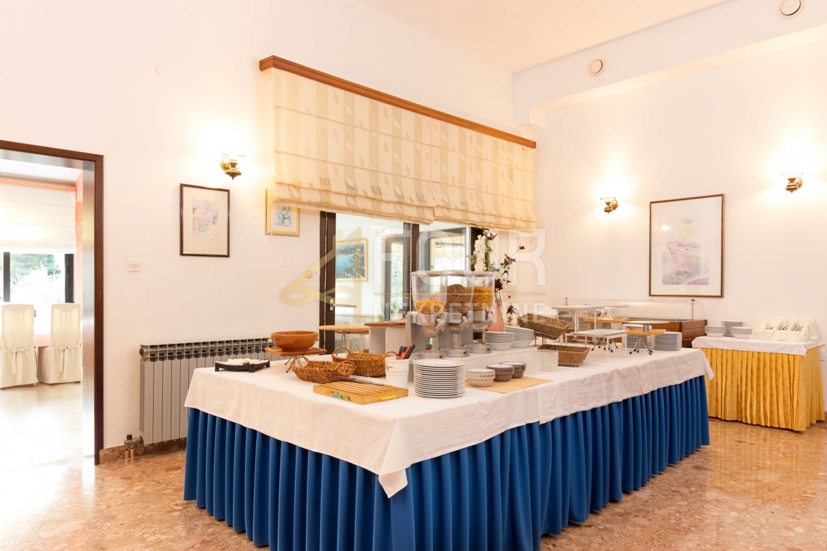 Hotel Centar, Pula, 1.600m2