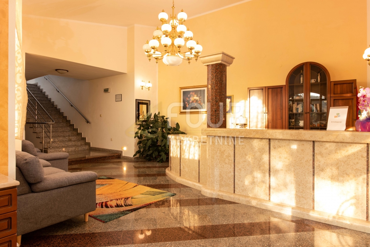 Hotel Centar, Pula, 1.600m2