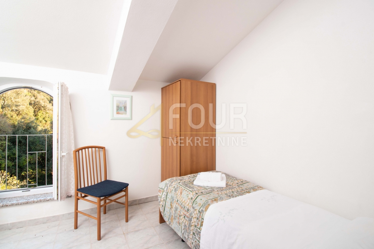 Hotel Centar, Pula, 1.600m2