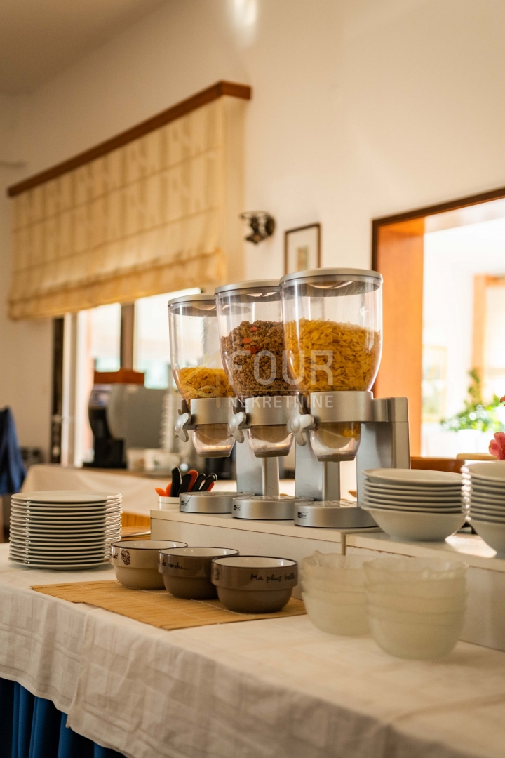 Hotel Centar, Pula, 1.600m2