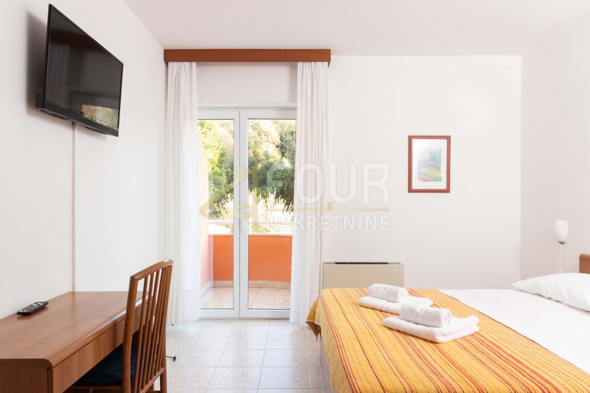 Hotel Centar, Pula, 1.600m2