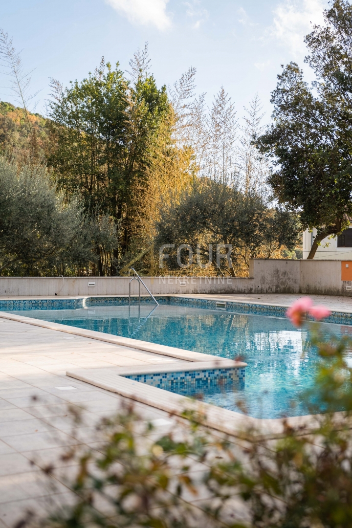 Hotel Centar, Pula, 1.600m2