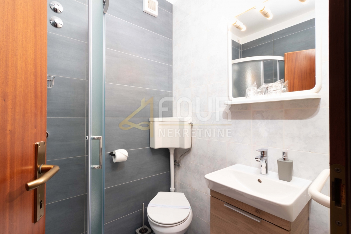 Hotel Centar, Pula, 1.600m2