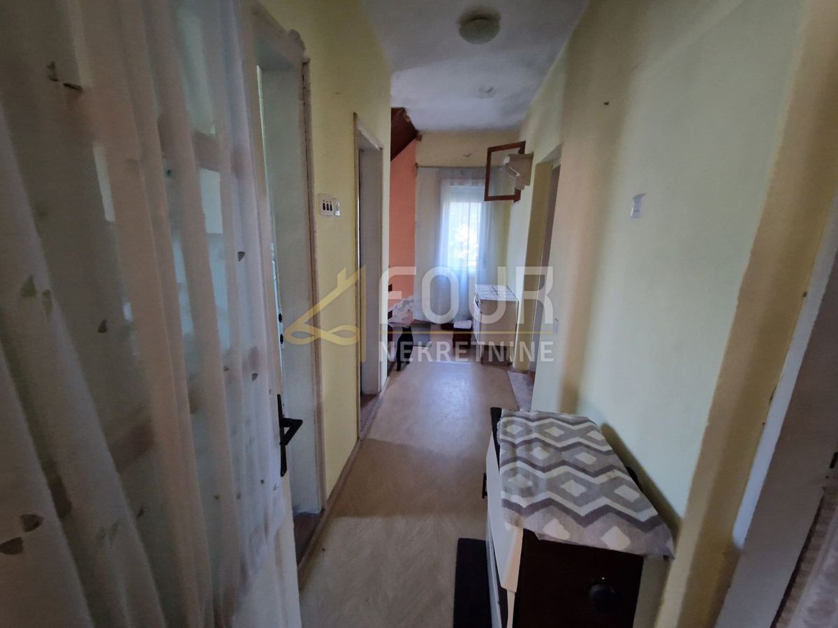 Hiša Vrbovsko, 150m2