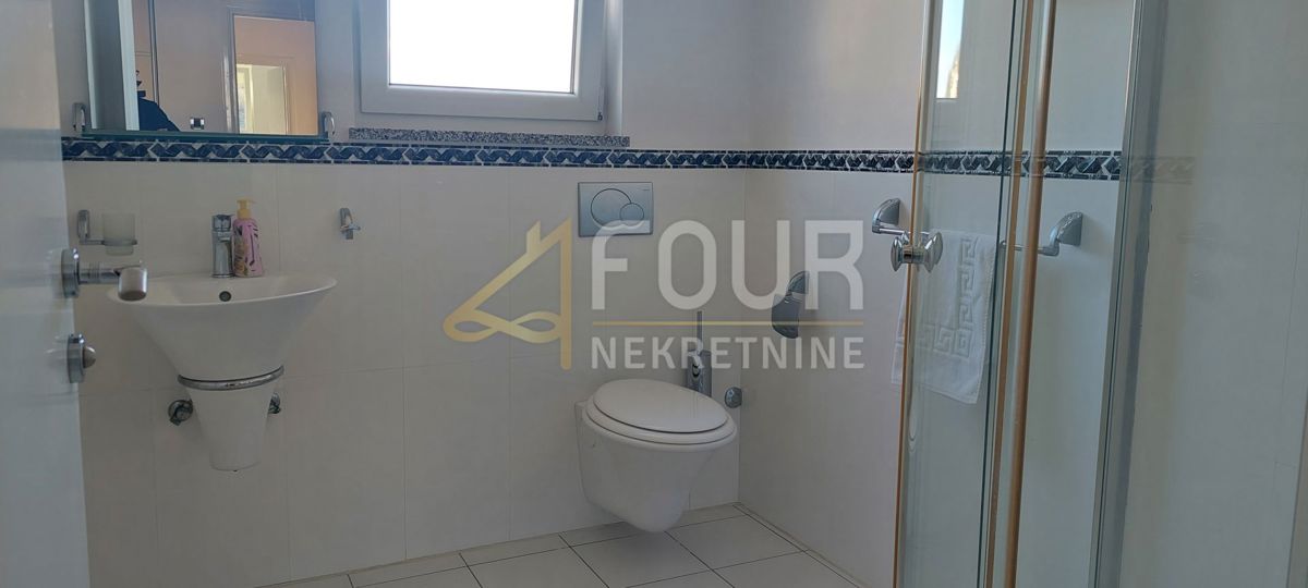 Stanovanje Ičići, Opatija - Okolica, 173,47m2