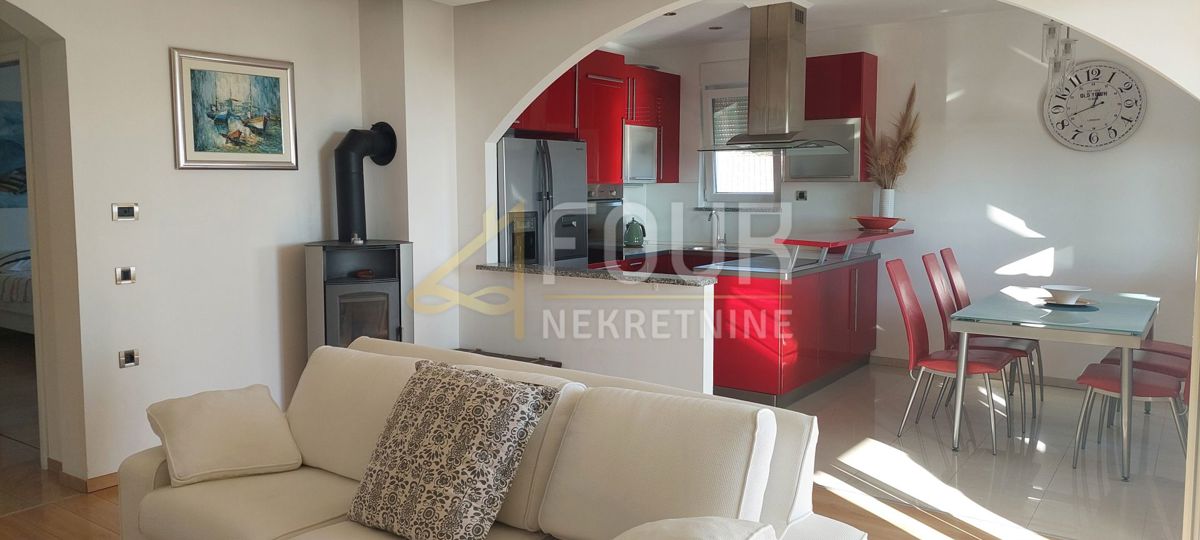 Stanovanje Ičići, Opatija - Okolica, 173,47m2