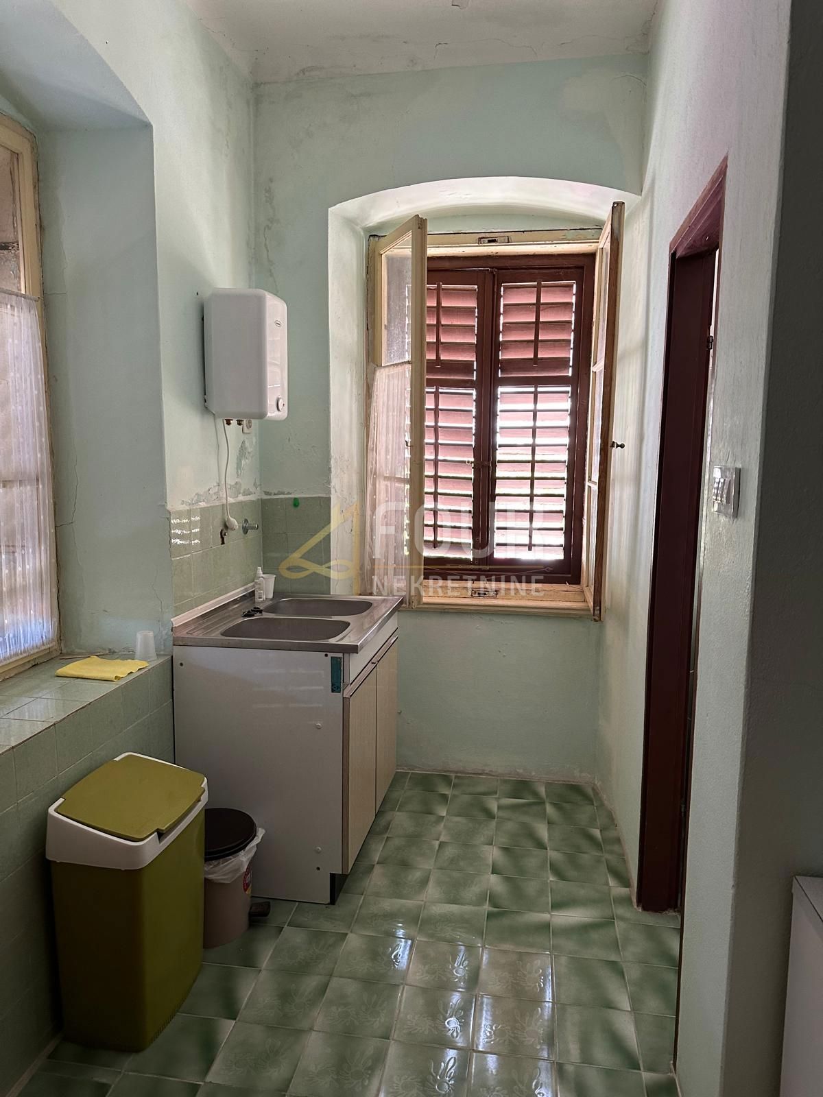 Hiša Mali Lošinj, 320m2