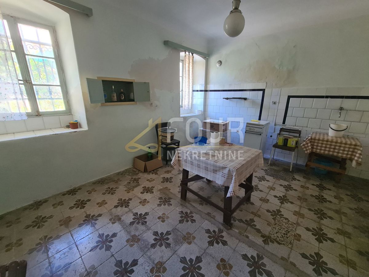 Hiša Mali Lošinj, 320m2