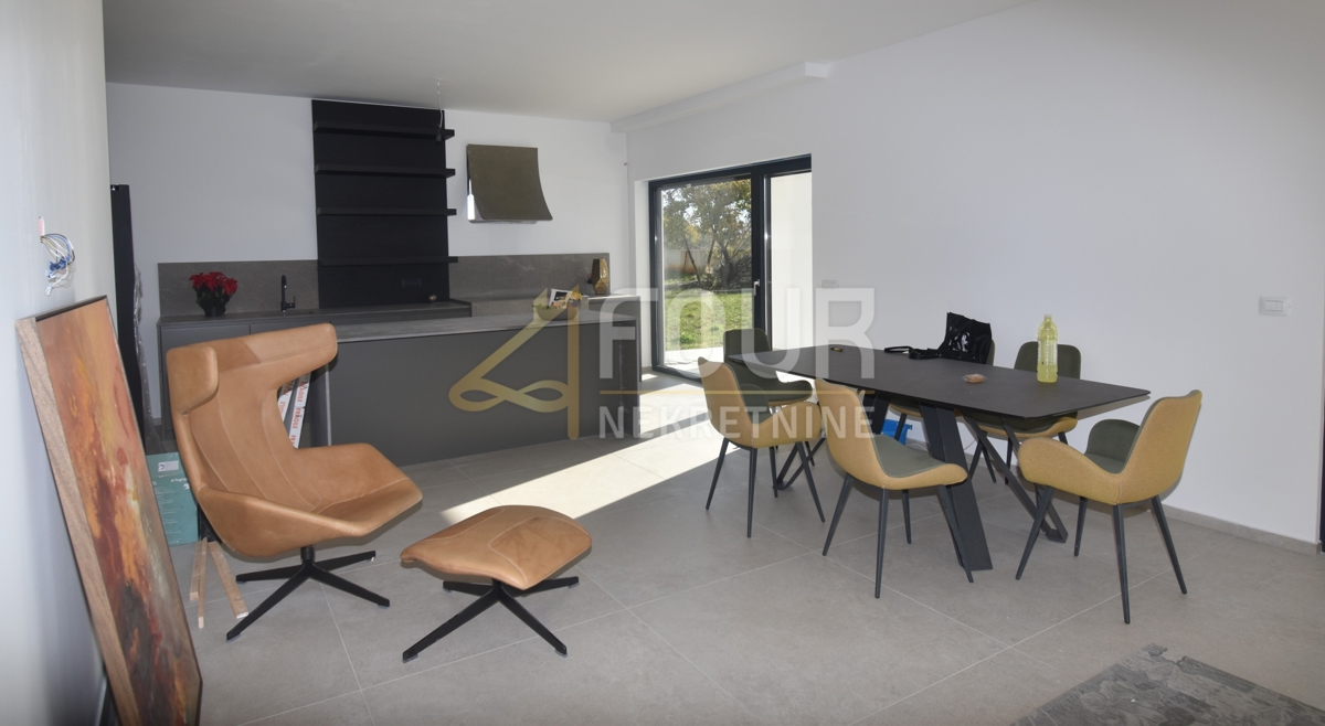 Hiša Rakalj, Marčana, 180m2