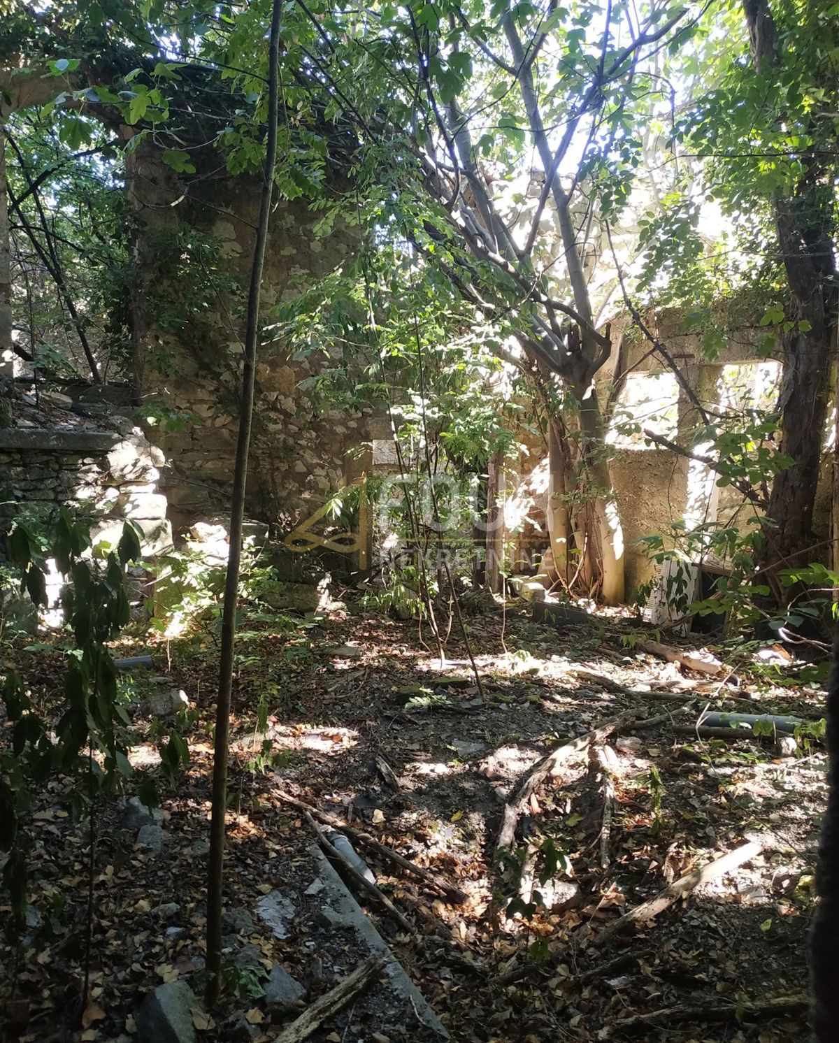 Hiša Drniš, 440m2
